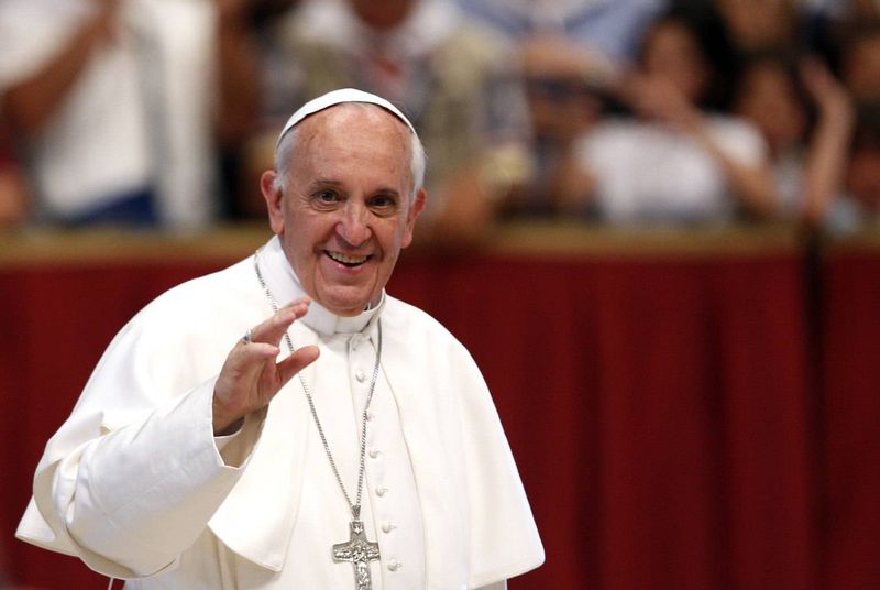 Папа Римский раскритиковал Запад за экспорт хаоса, насилия и разжигание гражданских войн в странах Ближнего Востока 