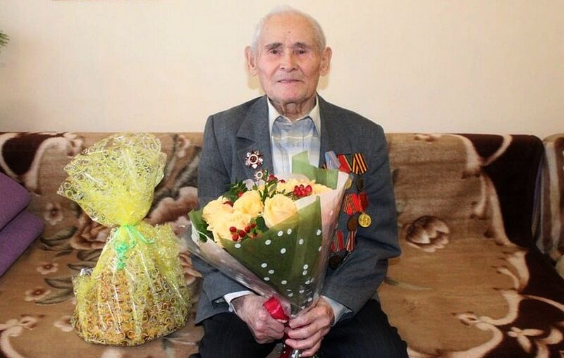 Радий Хабиров поделился историей 100-летнего ветерана из Нефтекамска