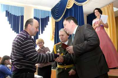 В Октябрьском районе Уфы воинам-интернационалистам вручили юбилейные медали