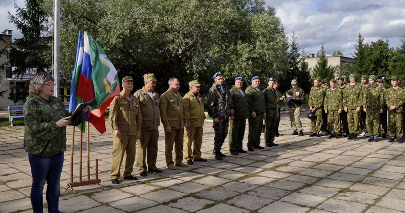Военно-патриотическая игра «Зарница» прошла в лагере «Спутник» 