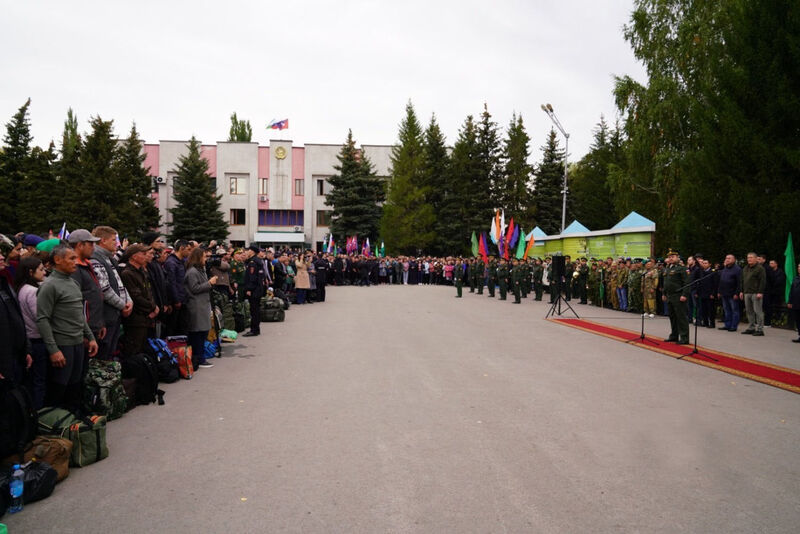 В Кармаскалах торжественно проводили мобилизованных двух районов Башкирии