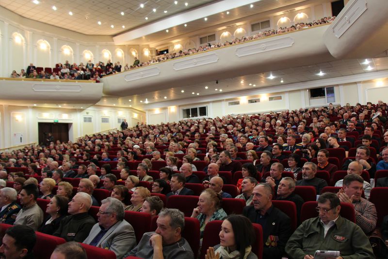 15 февраля в Городском дворце культуры столицы республики состоялся торжественный концерт, посвященный 30-й годовщине вывода советских войск из Афганистана