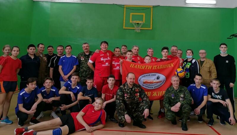 Волейбол с ветеранами по итогам турнира имени Сергея Зырянова