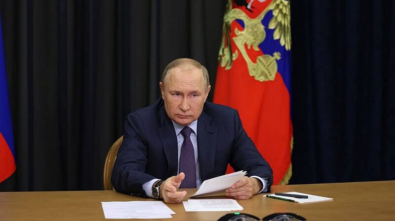 Владимир Путин: Наша битва за суверенитет, за справедливость носит без всякого преувеличения национально-освободительный характер