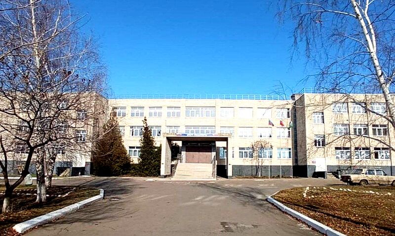 Строители из Башкирии капитально отремонтировали школу в ЛНР 