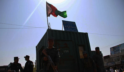 9 офицеров афганской армии и разведки отправлены в отставку в связи с гибелью 21 военного в Кунаре 